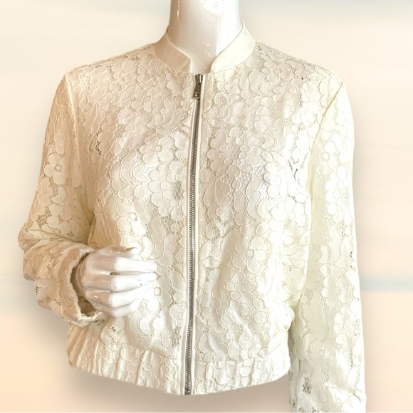 ELA CREAM LACE BOMBER MOTO STYLE JACKET. WOMEN’S SIZE 10 - Picture 1 of 7